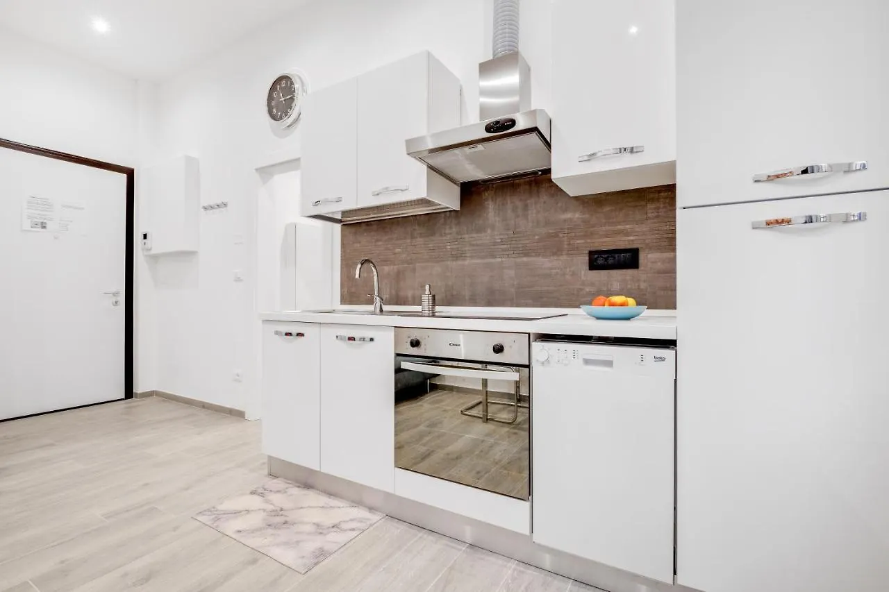 Bolognina Centro-Stazione Apartment Bologna